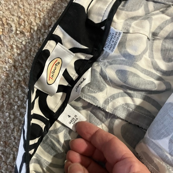 Talbots stretch - Picture 5 of 10